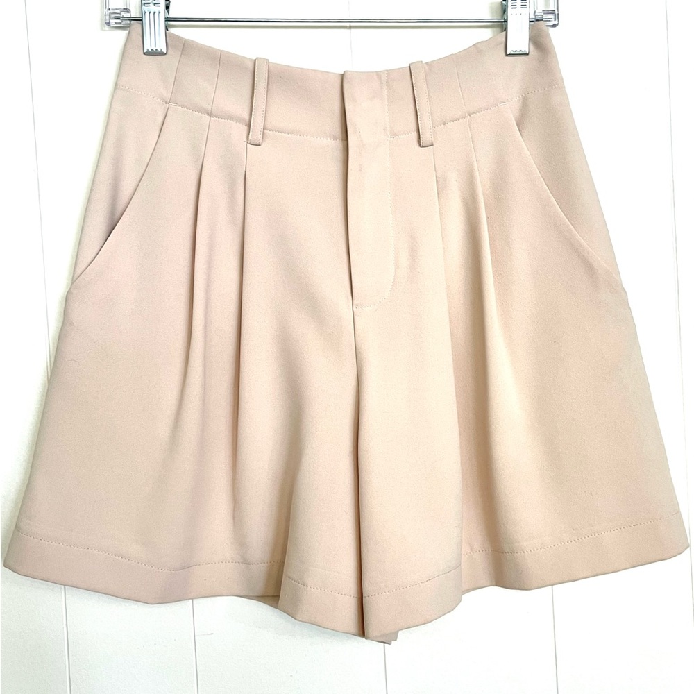 Alice & Olivia Tailored Shorts Sz 0